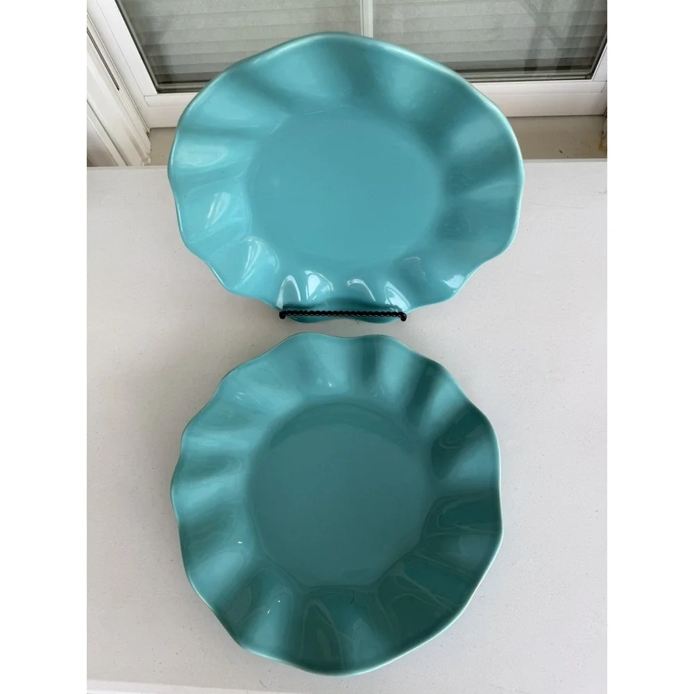 Crate&Barrel Susie B. Eigen 12